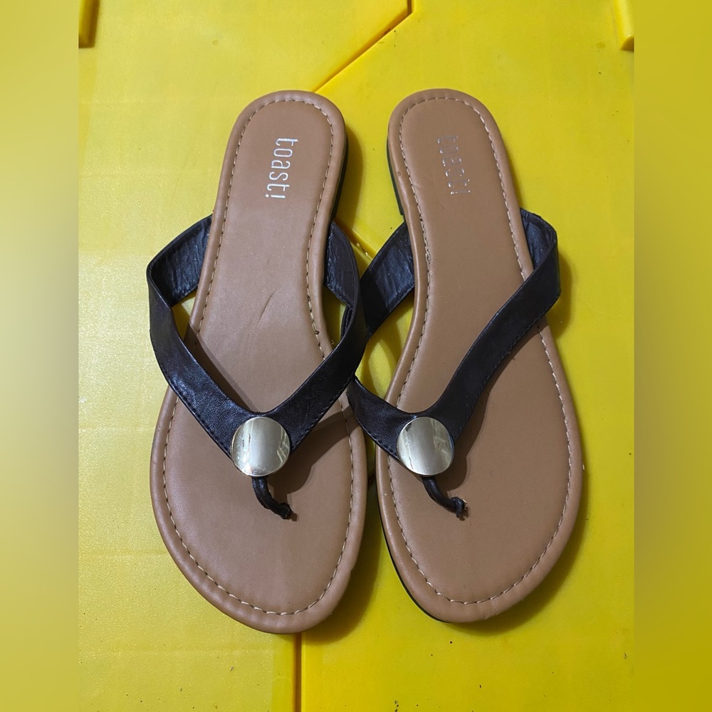 Sandals Monogrammable NWOT Size 11